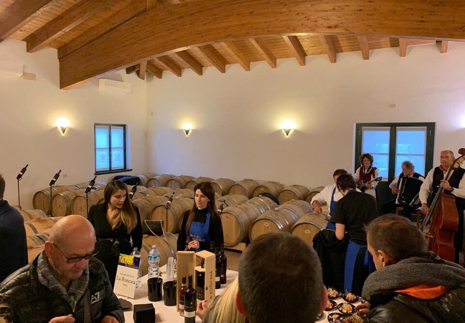 45854017_2214272598821141_8604657611041669120_n 45854017_2214272598821141_8604657611041669120_n